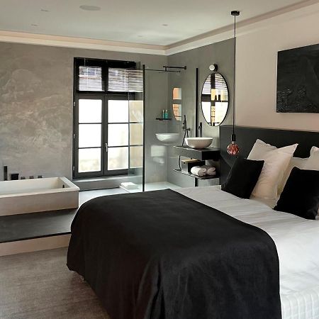 Ennea - Jacuzzi & Luxury Suites (Adults Only) Perpignan Luaran gambar