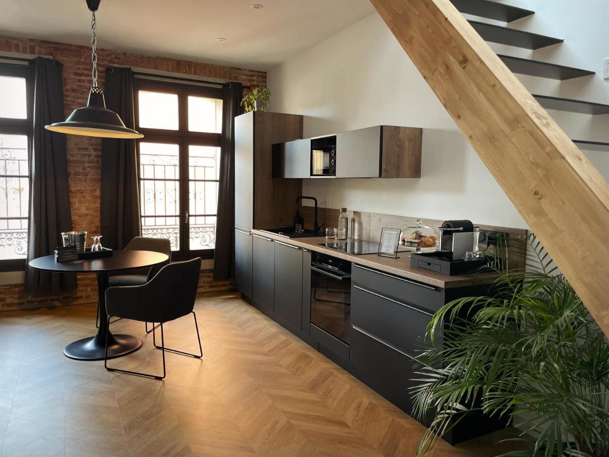 Ennea - Jacuzzi & Luxury Suites (Adults Only) Perpignan Luaran gambar